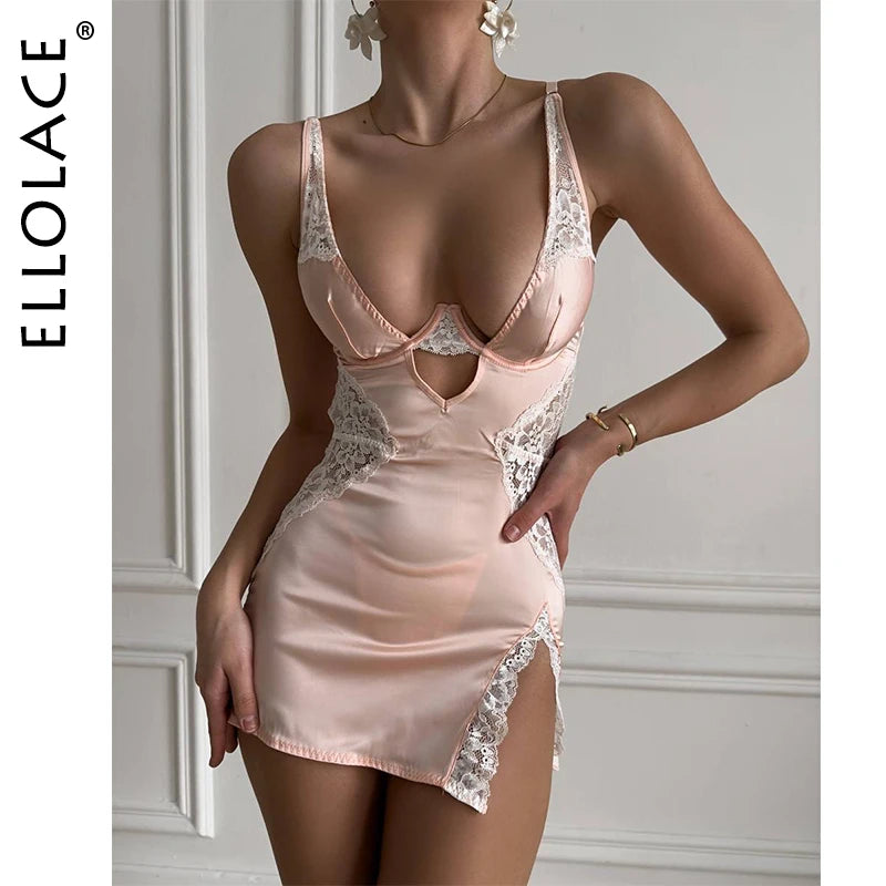 Vestido Acetinado Elegante com Renda
