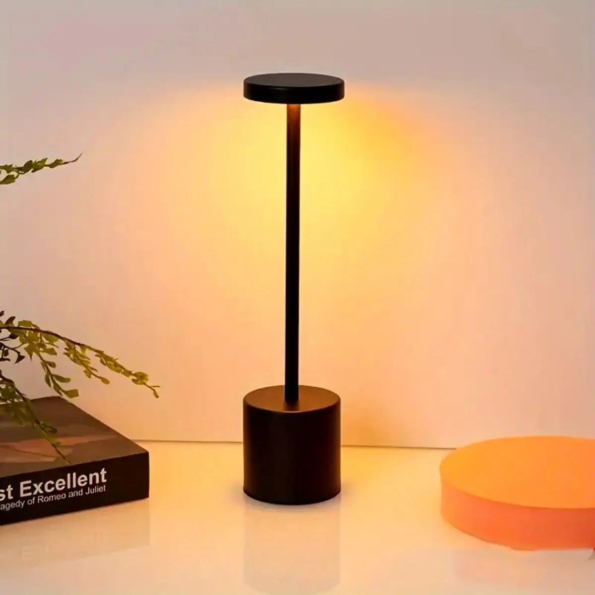 Candeeiro de Mesa LED Touch Recarregável Premium