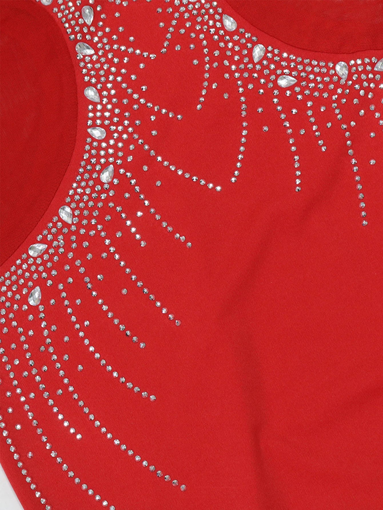 Vestido Longo Premium com Brilhantes e Decote Elegante
