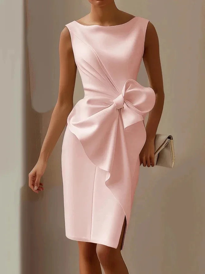 Vestido Elegante Sem Mangas para Mulher com Laço e Cintura Ajustada