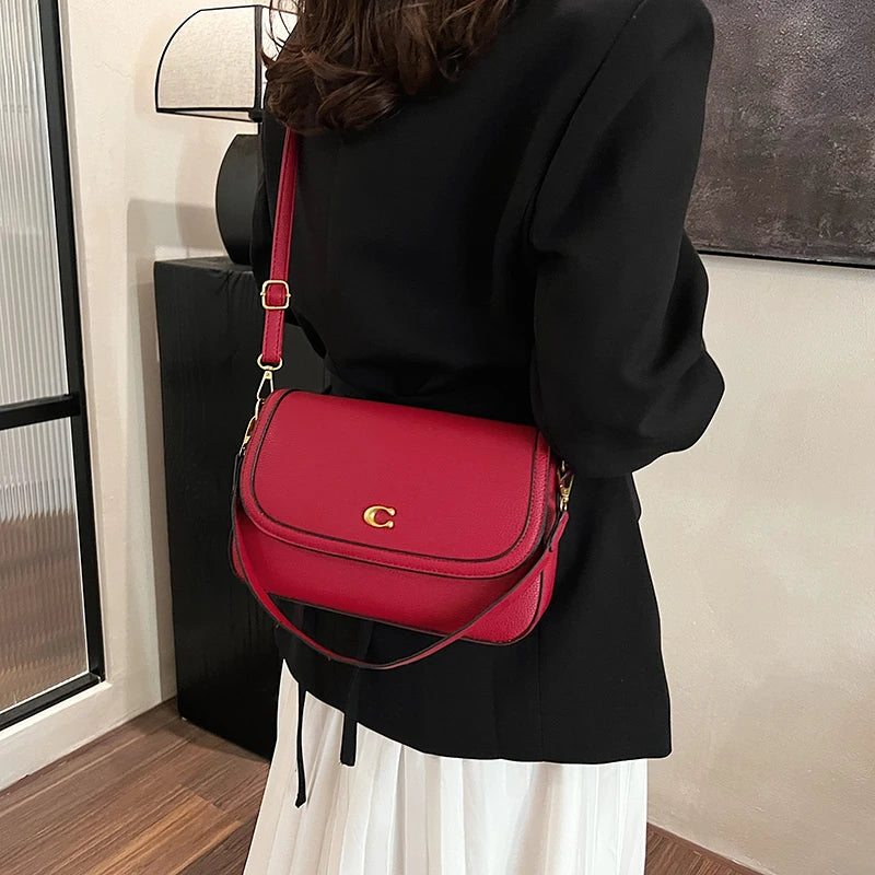 Luxury Women Elegant Leather Fashion Shoulder Bag High End Designer Tote Handbag For City Commuter Lifestyle Fashion