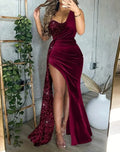 Vestido Longo Elegante com Decote Assimétrico e Racha Lateral