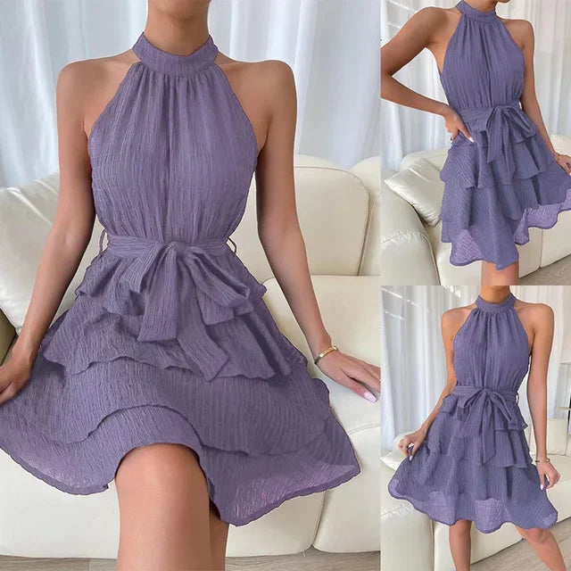 Vestido Curto Elegante com Decote Halter
