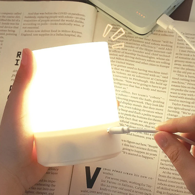 Candeeiro LED de Cabeceira Recarregável - Luz Regulável com controlo Tátil