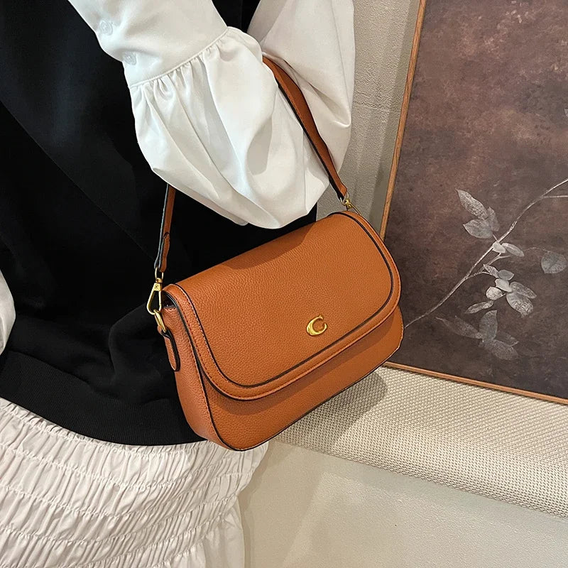 Luxury Women Elegant Leather Fashion Shoulder Bag High End Designer Tote Handbag For City Commuter Lifestyle Fashion